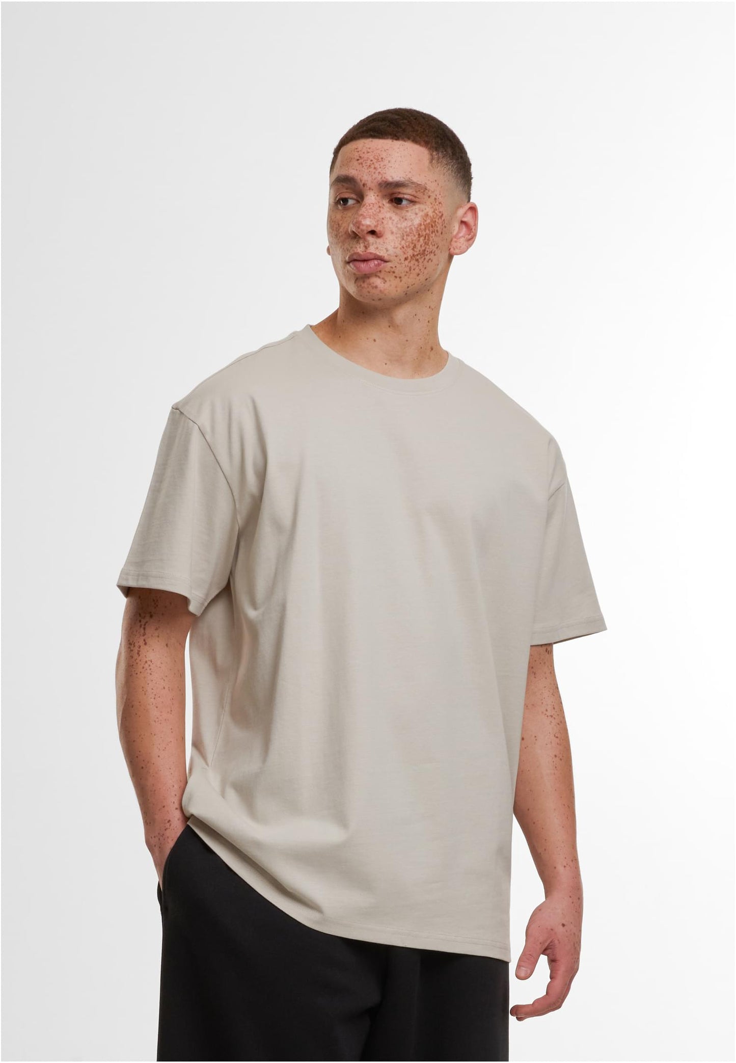 Premium T-Shirt bedrucken – Heavy Cotton DTF Druck (Build Your Brand BY102)