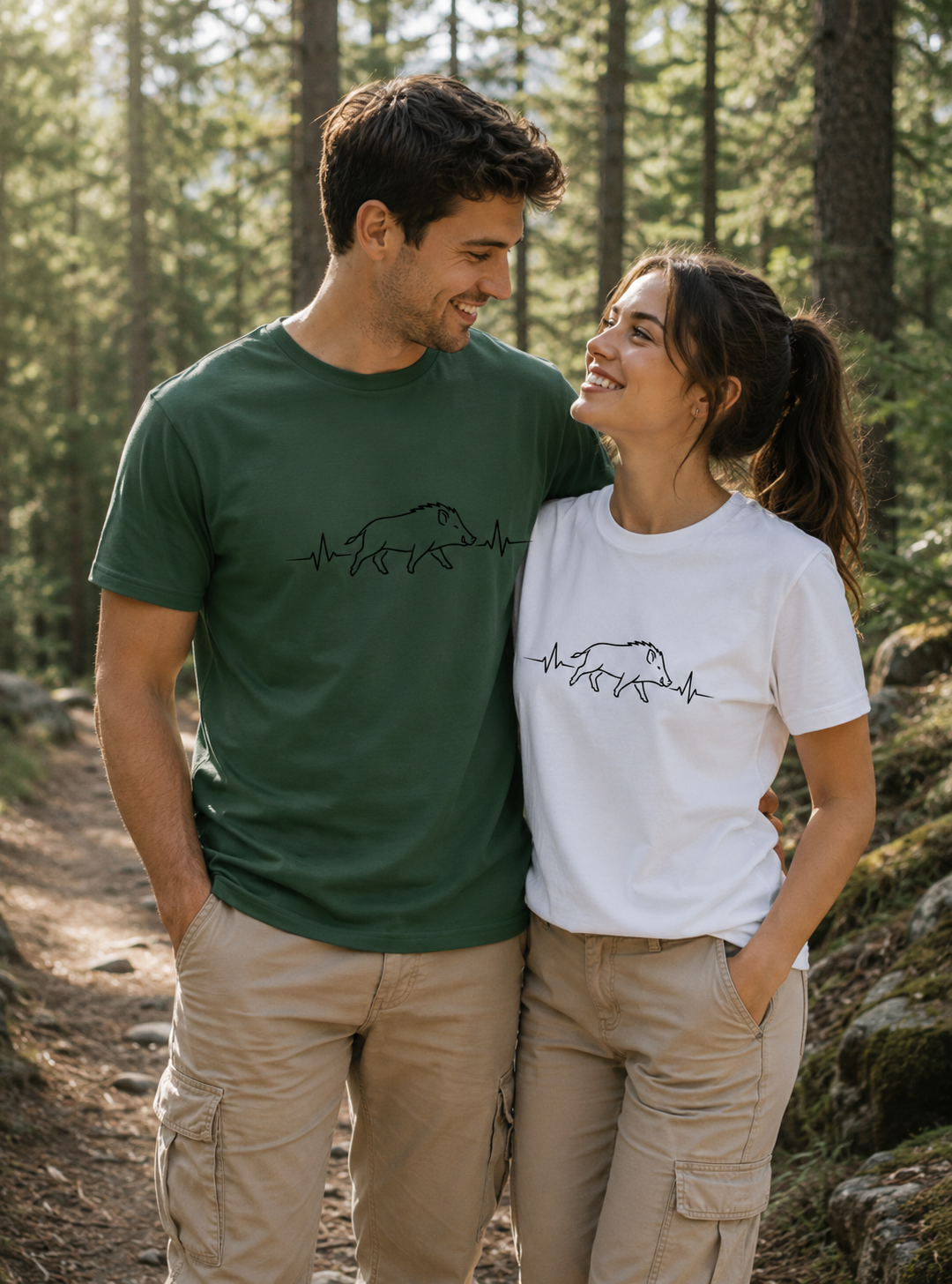 Herzschlag Wildschwein Sideview T-Shirt – Jäger Design | 3DDigitaldruck