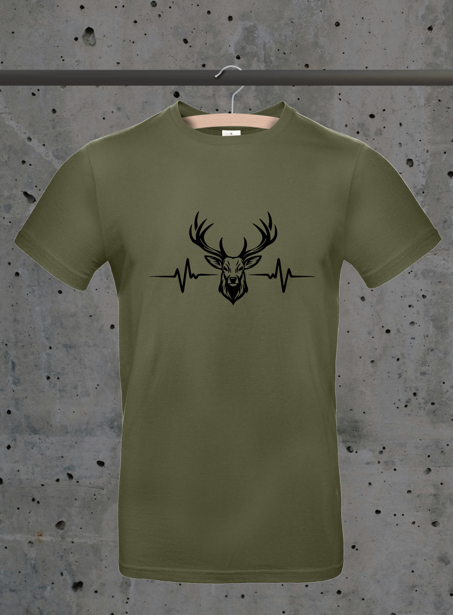Heartbeat Deer T-Shirt – Hirsch Herzschlag Design | DTF Druck Bayern